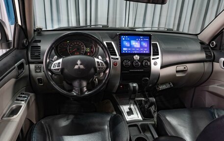 Mitsubishi Pajero Sport II рестайлинг, 2010 год, 1 599 000 рублей, 6 фотография