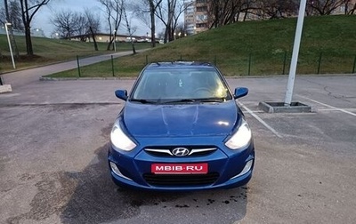 Hyundai Solaris II рестайлинг, 2012 год, 520 000 рублей, 1 фотография