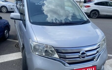 Nissan Serena IV, 2012 год, 1 370 000 рублей, 1 фотография