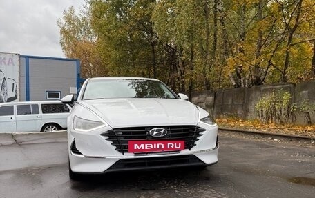 Hyundai Sonata VIII, 2021 год, 1 900 000 рублей, 2 фотография