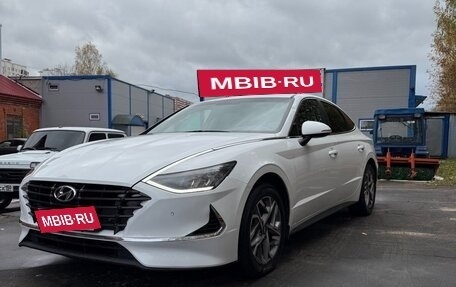 Hyundai Sonata VIII, 2021 год, 1 900 000 рублей, 3 фотография