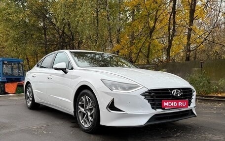 Hyundai Sonata VIII, 2021 год, 1 900 000 рублей, 7 фотография