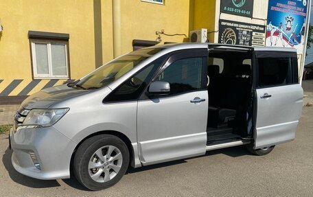 Nissan Serena IV, 2012 год, 1 370 000 рублей, 4 фотография
