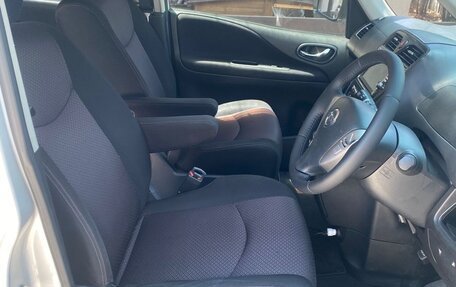 Nissan Serena IV, 2012 год, 1 370 000 рублей, 6 фотография