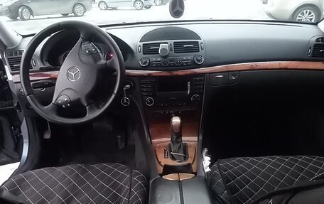 Mercedes-Benz E-Класс, 2002 год, 1 150 000 рублей, 5 фотография