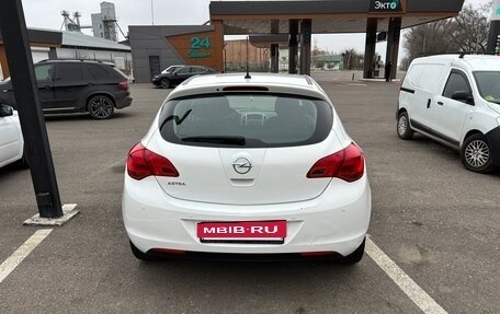 Opel Astra J, 2011 год, 720 000 рублей, 3 фотография