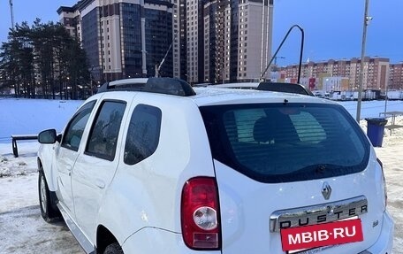 Renault Duster I рестайлинг, 2014 год, 900 000 рублей, 2 фотография