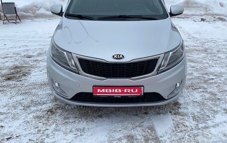 KIA Rio III рестайлинг, 2013 год, 900 000 рублей, 1 фотография