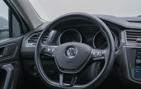 Volkswagen Tiguan II, 2018 год, 2 410 000 рублей, 16 фотография