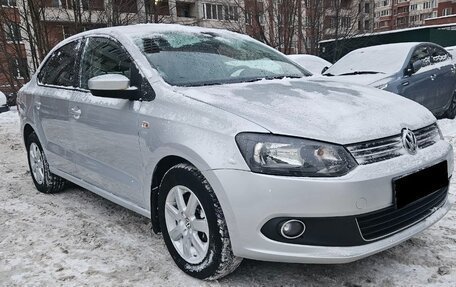 Volkswagen Polo VI (EU Market), 2012 год, 490 000 рублей, 2 фотография