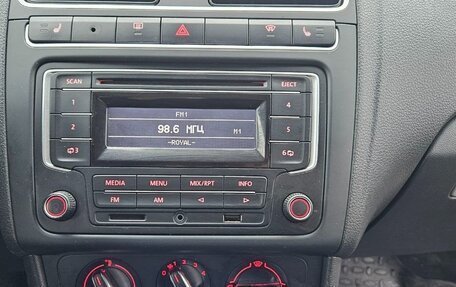 Volkswagen Polo VI (EU Market), 2012 год, 490 000 рублей, 7 фотография