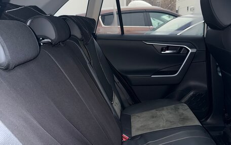 Toyota RAV4, 2024 год, 4 200 000 рублей, 4 фотография