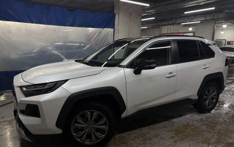 Toyota RAV4, 2024 год, 4 200 000 рублей, 7 фотография