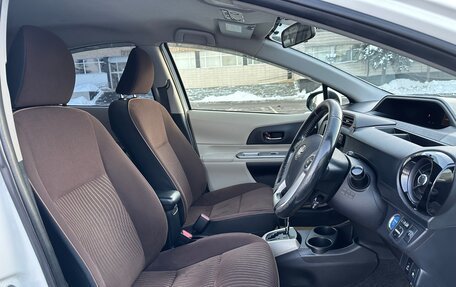 Toyota Aqua I, 2012 год, 875 000 рублей, 10 фотография