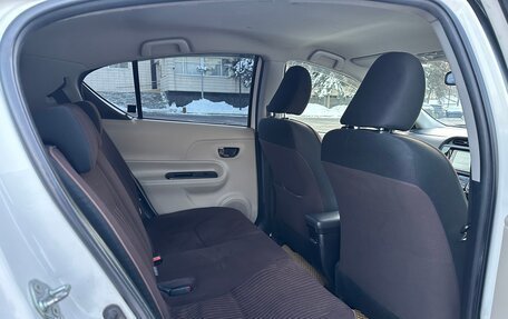 Toyota Aqua I, 2012 год, 875 000 рублей, 15 фотография