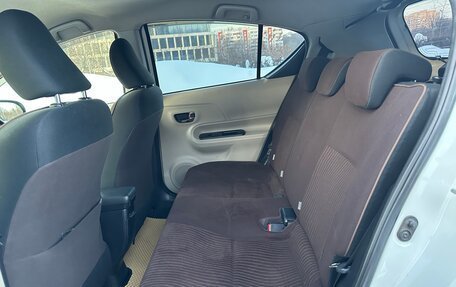 Toyota Aqua I, 2012 год, 875 000 рублей, 14 фотография