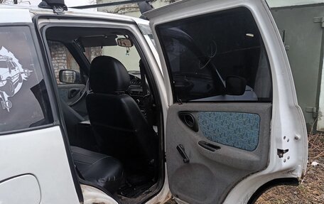 Chevrolet Niva I рестайлинг, 2004 год, 240 000 рублей, 8 фотография