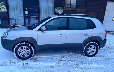 Hyundai Tucson III, 2005 год, 750 000 рублей, 2 фотография