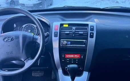 Hyundai Tucson III, 2005 год, 750 000 рублей, 11 фотография