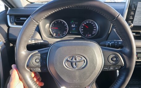 Toyota RAV4, 2021 год, 2 785 000 рублей, 18 фотография