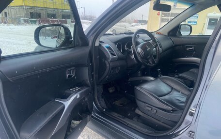 Mitsubishi Outlander III рестайлинг 3, 2011 год, 780 000 рублей, 9 фотография