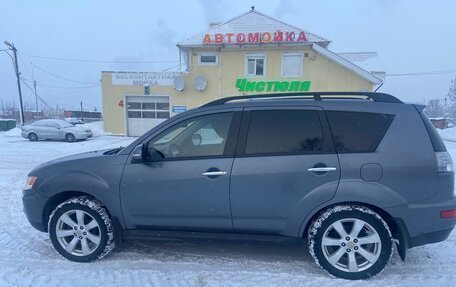 Mitsubishi Outlander III рестайлинг 3, 2011 год, 780 000 рублей, 5 фотография