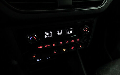 Volkswagen Polo VI (EU Market), 2020 год, 1 889 000 рублей, 16 фотография