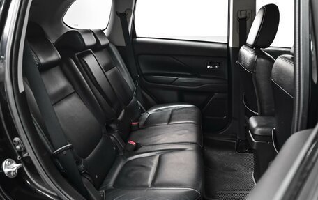 Mitsubishi Outlander III рестайлинг 3, 2013 год, 1 289 000 рублей, 7 фотография