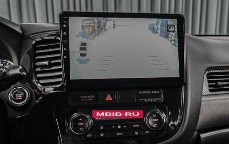 Mitsubishi Outlander III рестайлинг 3, 2013 год, 1 289 000 рублей, 14 фотография