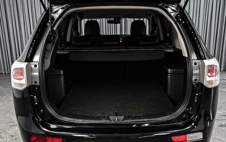 Mitsubishi Outlander III рестайлинг 3, 2013 год, 1 289 000 рублей, 21 фотография