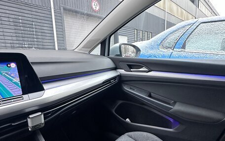 Volkswagen Golf VIII, 2020 год, 2 350 000 рублей, 7 фотография