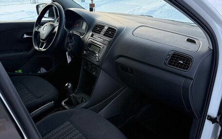 Volkswagen Polo VI (EU Market), 2015 год, 570 000 рублей, 6 фотография