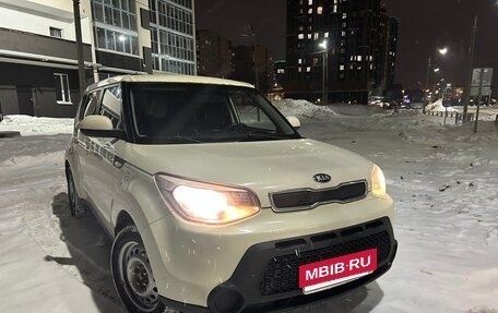 KIA Soul II рестайлинг, 2015 год, 630 000 рублей, 7 фотография