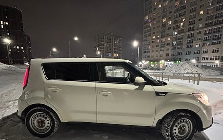 KIA Soul II рестайлинг, 2015 год, 630 000 рублей, 11 фотография