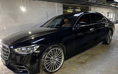 Mercedes-Benz S-Класс, 2023 год, 14 000 000 рублей, 4 фотография