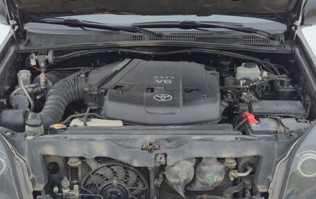 Toyota Land Cruiser Prado 120 рестайлинг, 2008 год, 1 950 000 рублей, 8 фотография