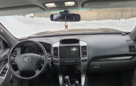 Toyota Land Cruiser Prado 120 рестайлинг, 2008 год, 1 950 000 рублей, 18 фотография