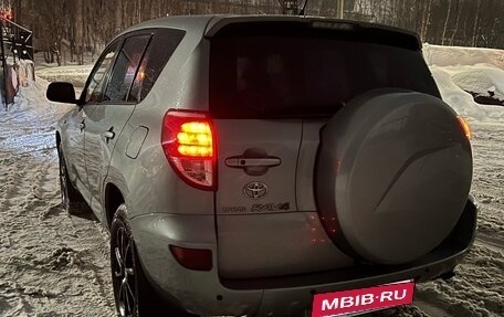 Toyota RAV4, 2006 год, 1 099 000 рублей, 8 фотография