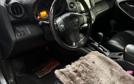 Toyota RAV4, 2006 год, 1 099 000 рублей, 19 фотография