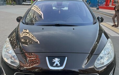 Peugeot 308 II, 2012 год, 800 000 рублей, 3 фотография