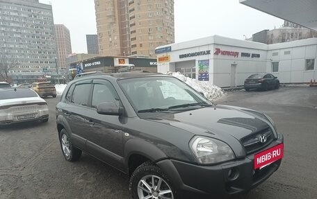 Hyundai Tucson III, 2006 год, 840 000 рублей, 2 фотография