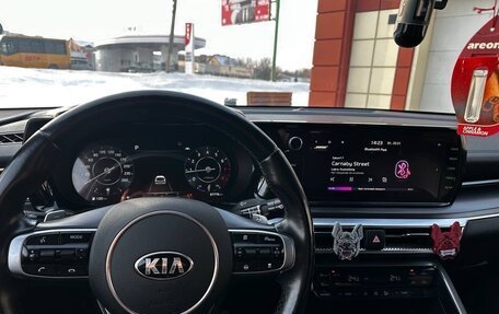 KIA K5, 2020 год, 3 300 000 рублей, 10 фотография