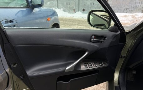 Lexus IS II рестайлинг 2, 2007 год, 1 400 000 рублей, 18 фотография