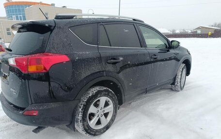 Toyota RAV4, 2013 год, 1 990 000 рублей, 5 фотография