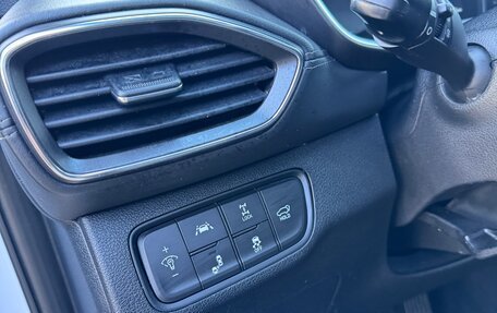 Hyundai Santa Fe IV, 2019 год, 2 650 000 рублей, 12 фотография