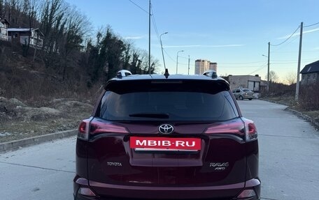 Toyota RAV4, 2017 год, 2 850 000 рублей, 4 фотография
