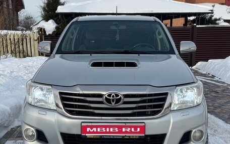 Toyota Hilux VII, 2012 год, 1 950 000 рублей, 4 фотография