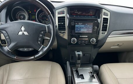 Mitsubishi Pajero IV, 2021 год, 3 990 000 рублей, 10 фотография