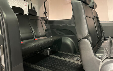 Hyundai Staria, 2021 год, 3 990 000 рублей, 14 фотография