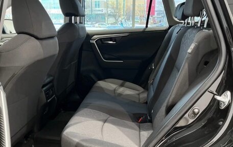 Toyota RAV4, 2021 год, 2 950 000 рублей, 18 фотография